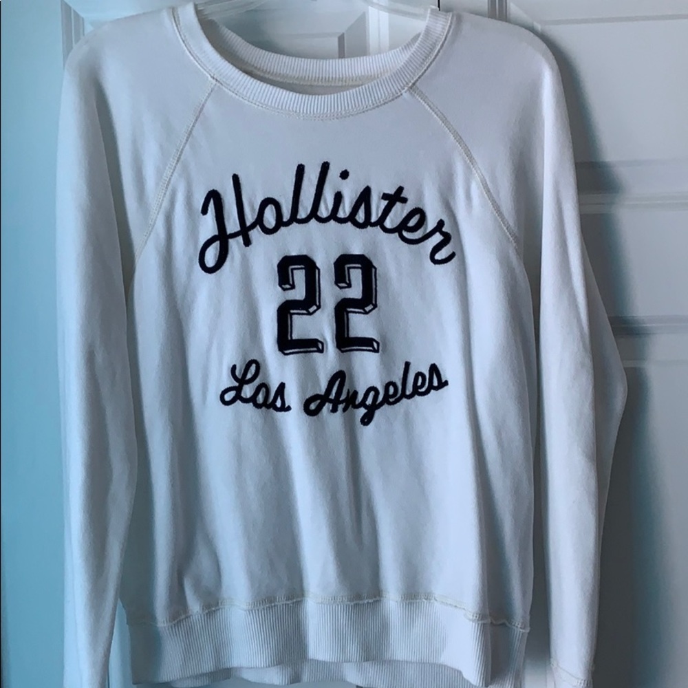 🌻Hollister Crewneck Sweatshirt